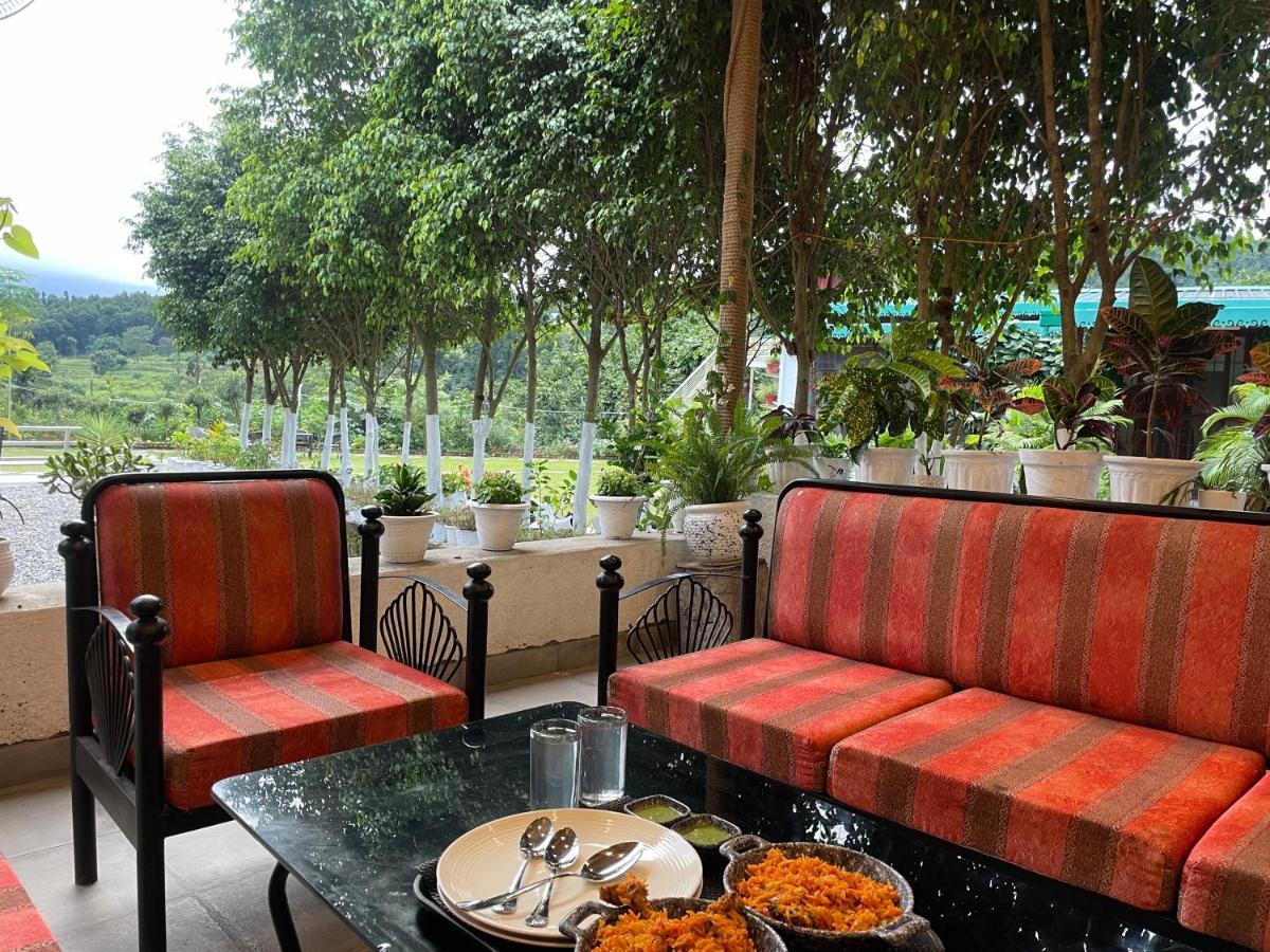 Saraiville- Luxury Riverside Cottages Dehradun Luaran gambar