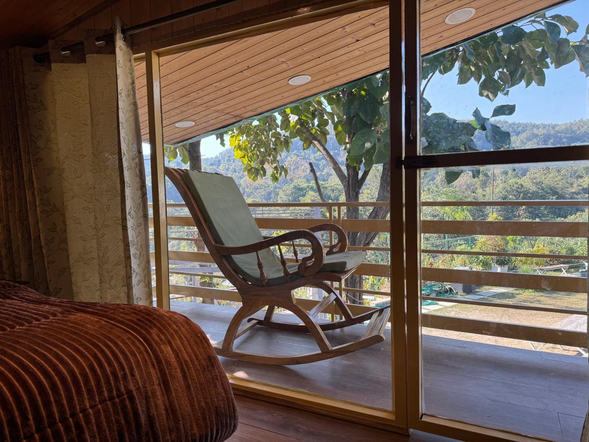 Saraiville- Luxury Riverside Cottages Dehradun Luaran gambar