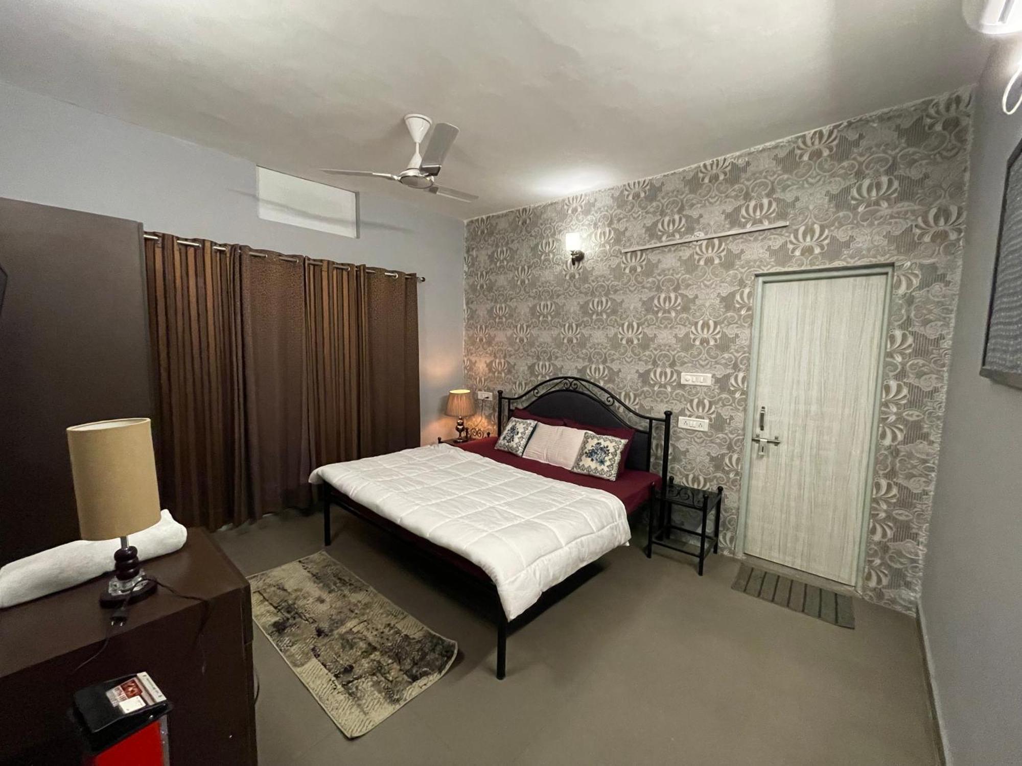 Saraiville- Luxury Riverside Cottages Dehradun Luaran gambar